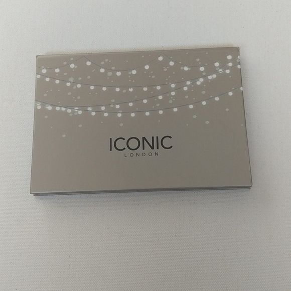 COPY - NEW Iconic London face palette - Picture 2 of 4